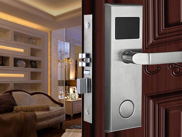 广宁24小时上门开锁公司